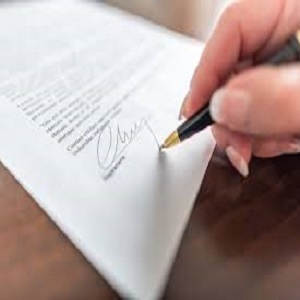 Common Loopholes in Contracts That Can Put You in a Tricky Situation Legally